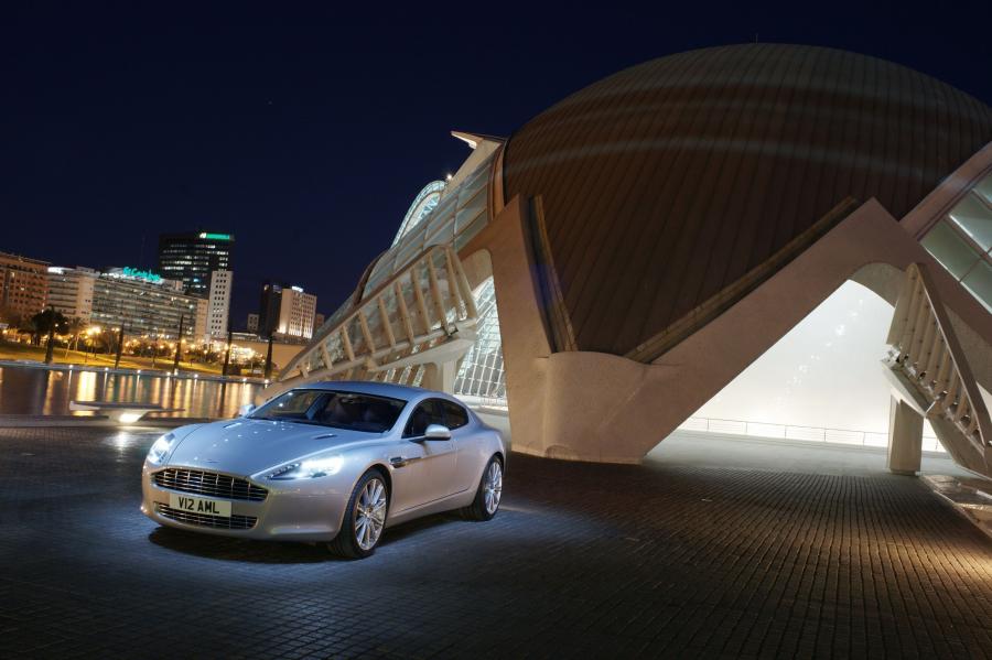  Aston Martin Rapide 2010 года  (фото 40 из 190)